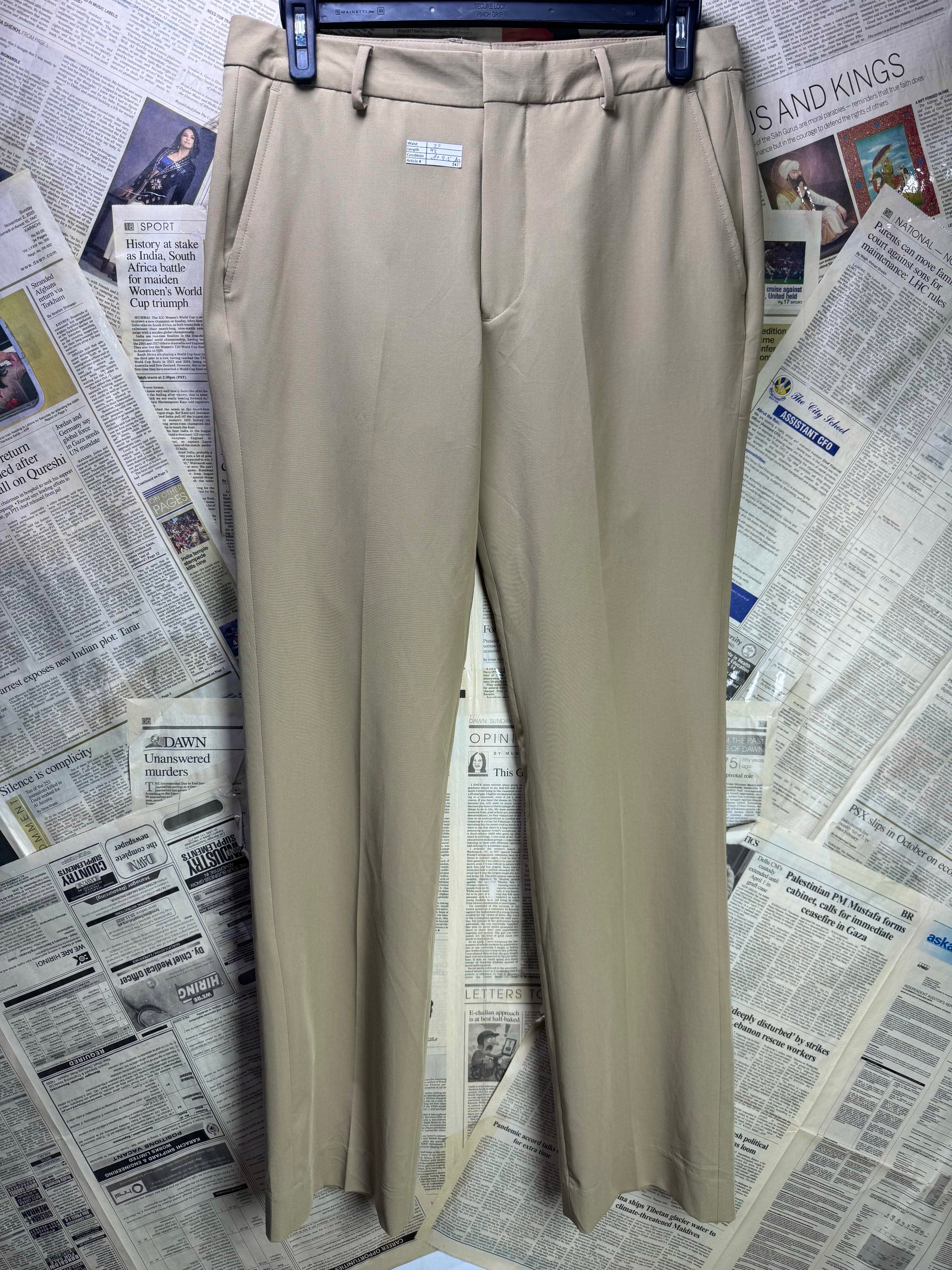 Kenneth Cole® Waist: 32" | Beige | Performance Pants | Poly - Rayon - Spandex | 1422 - Genuine Maal