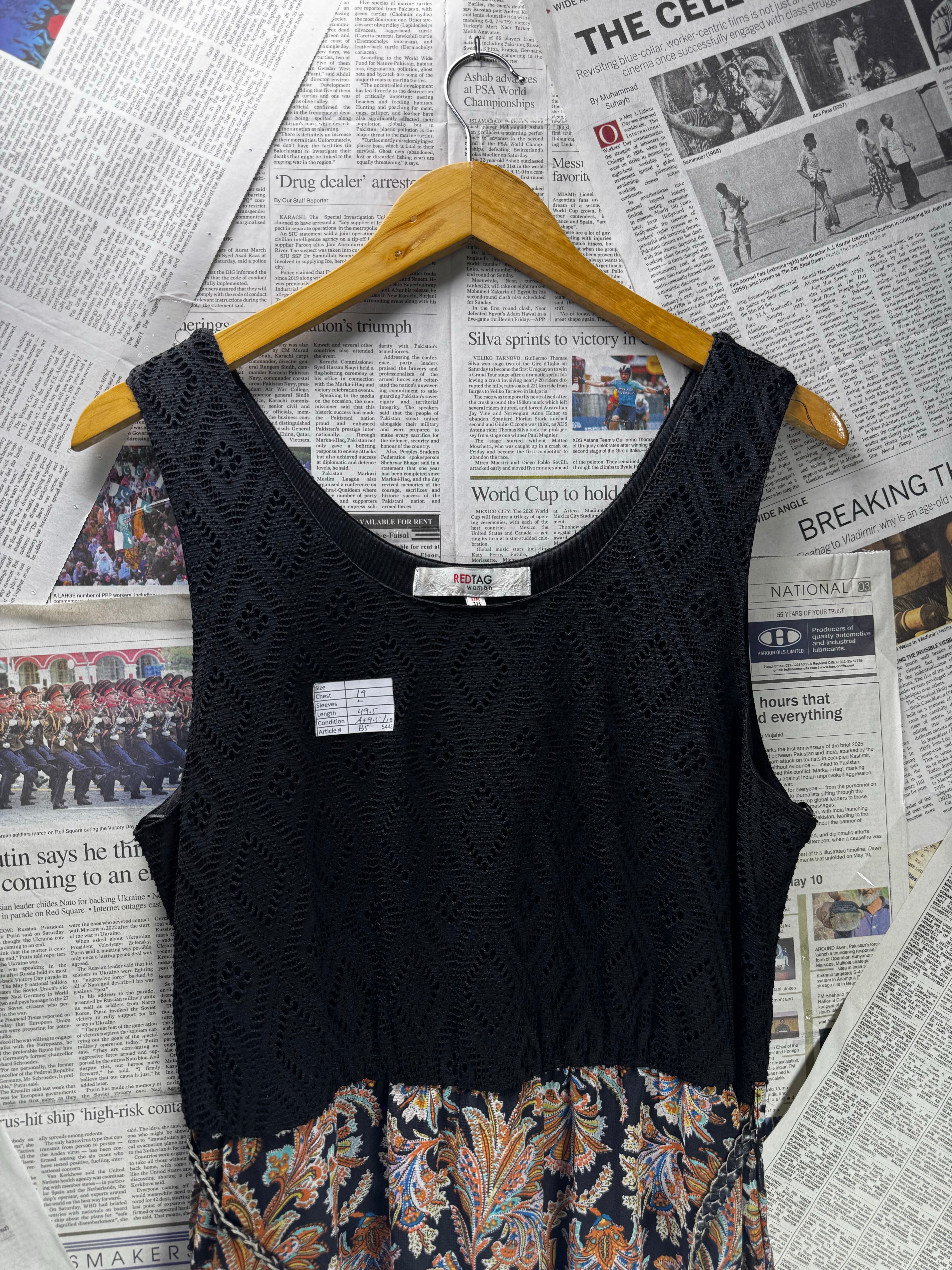 RedTag® Medium | Bust: 19" | Abstract Leaf | Maxi Dress | B5 - 5448 - Genuine Maal
