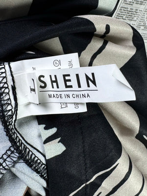 Shein® Medium | Bust: 19.5" | Abstract Brushstroke | Maxi Dress | B5 - 5463 - Genuine Maal