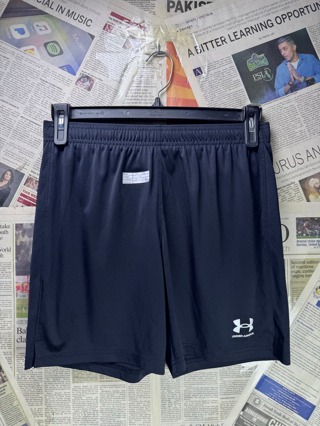 Under Armo*r® Waist: 30" to 32" | Black | Sports Shorts | Poly | 1424 - Genuine Maal