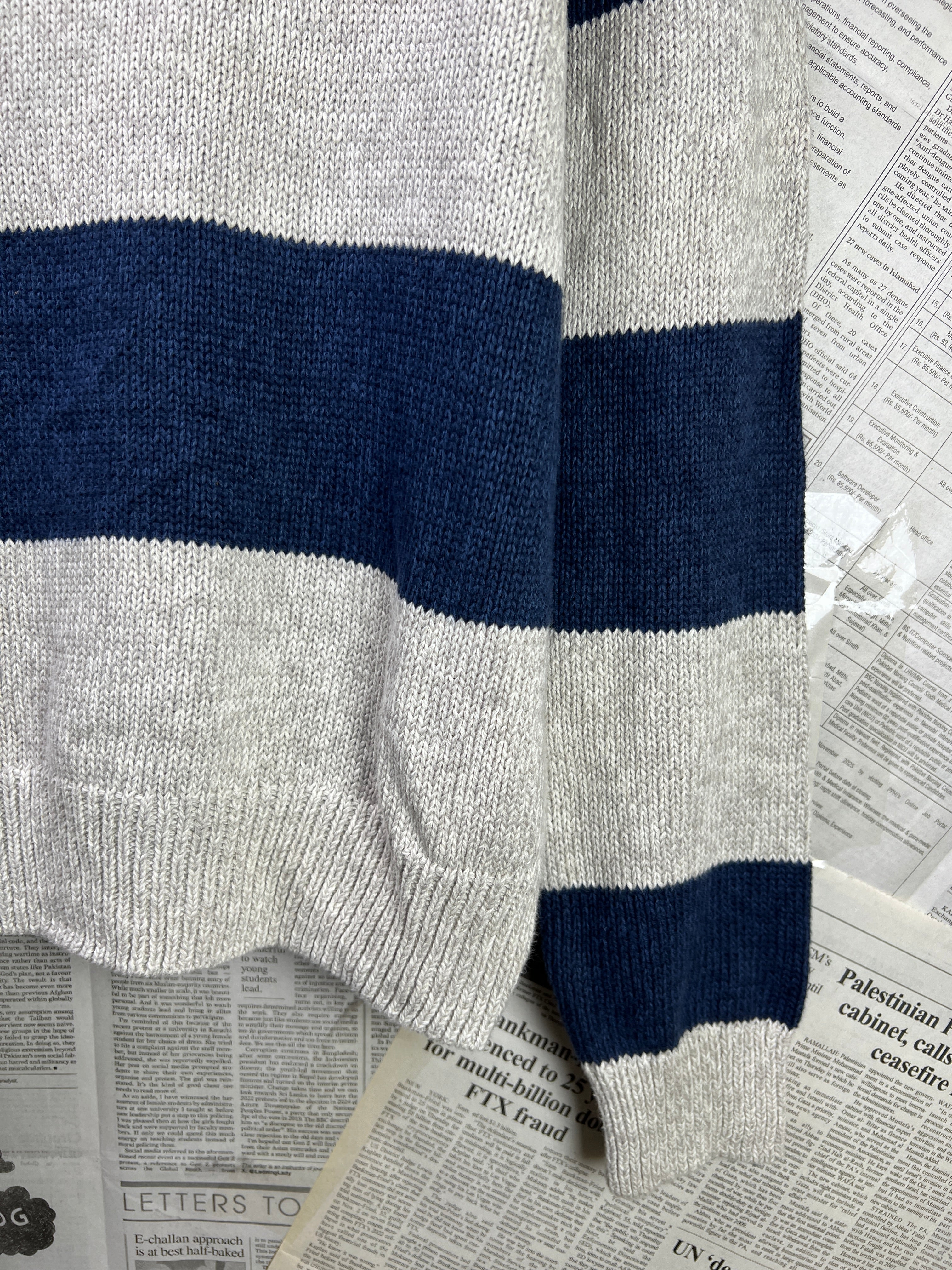 CHAPS® Large | Chest: 24" | Beige & Blue | Knit Quarter Zip Sweater | Cotton | 1836 - Genuine Maal