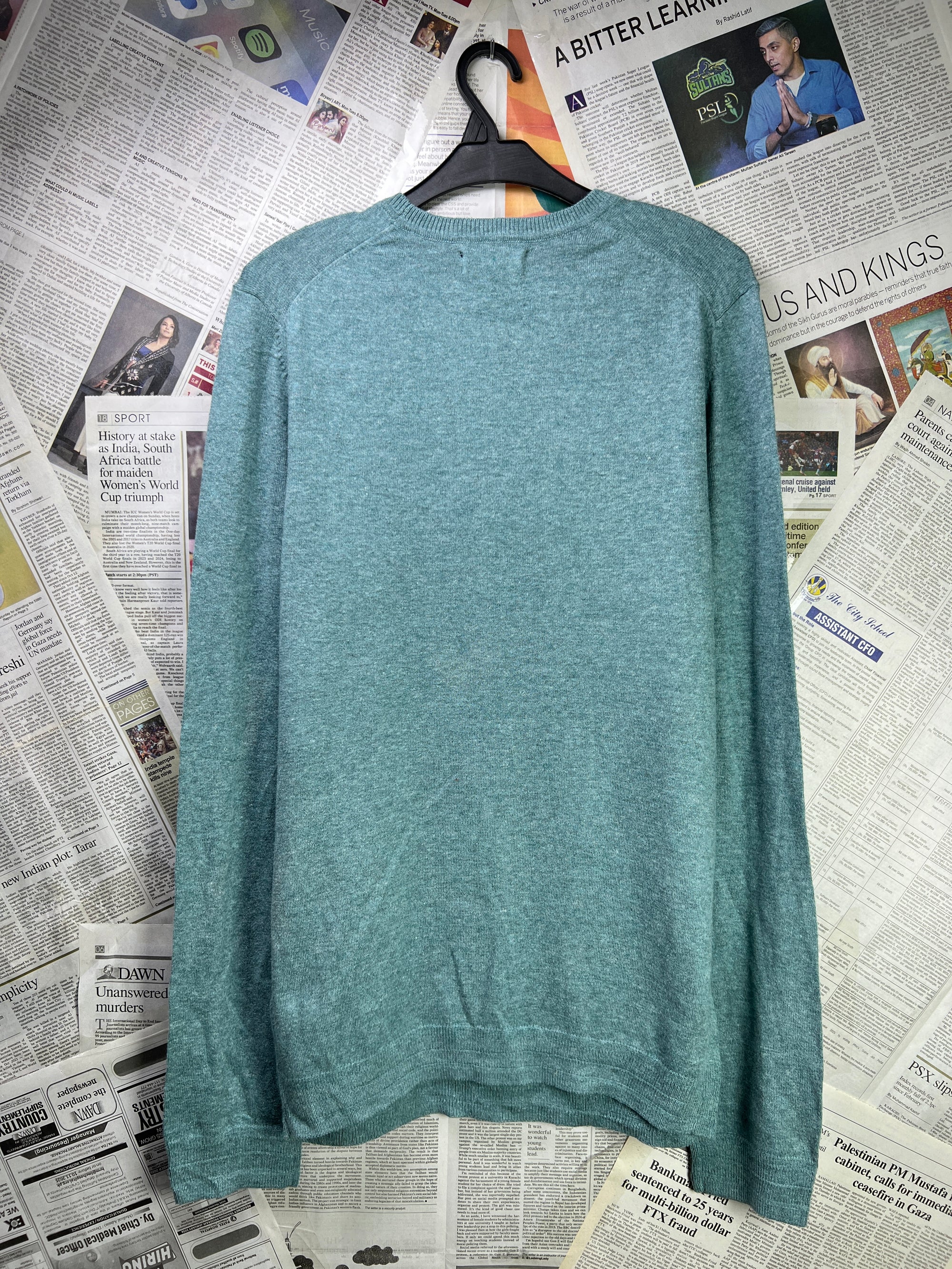 RW&CO.® Small | Chest: 20" | Ocean | Sweat Shirt | 1861 - Genuine Maal