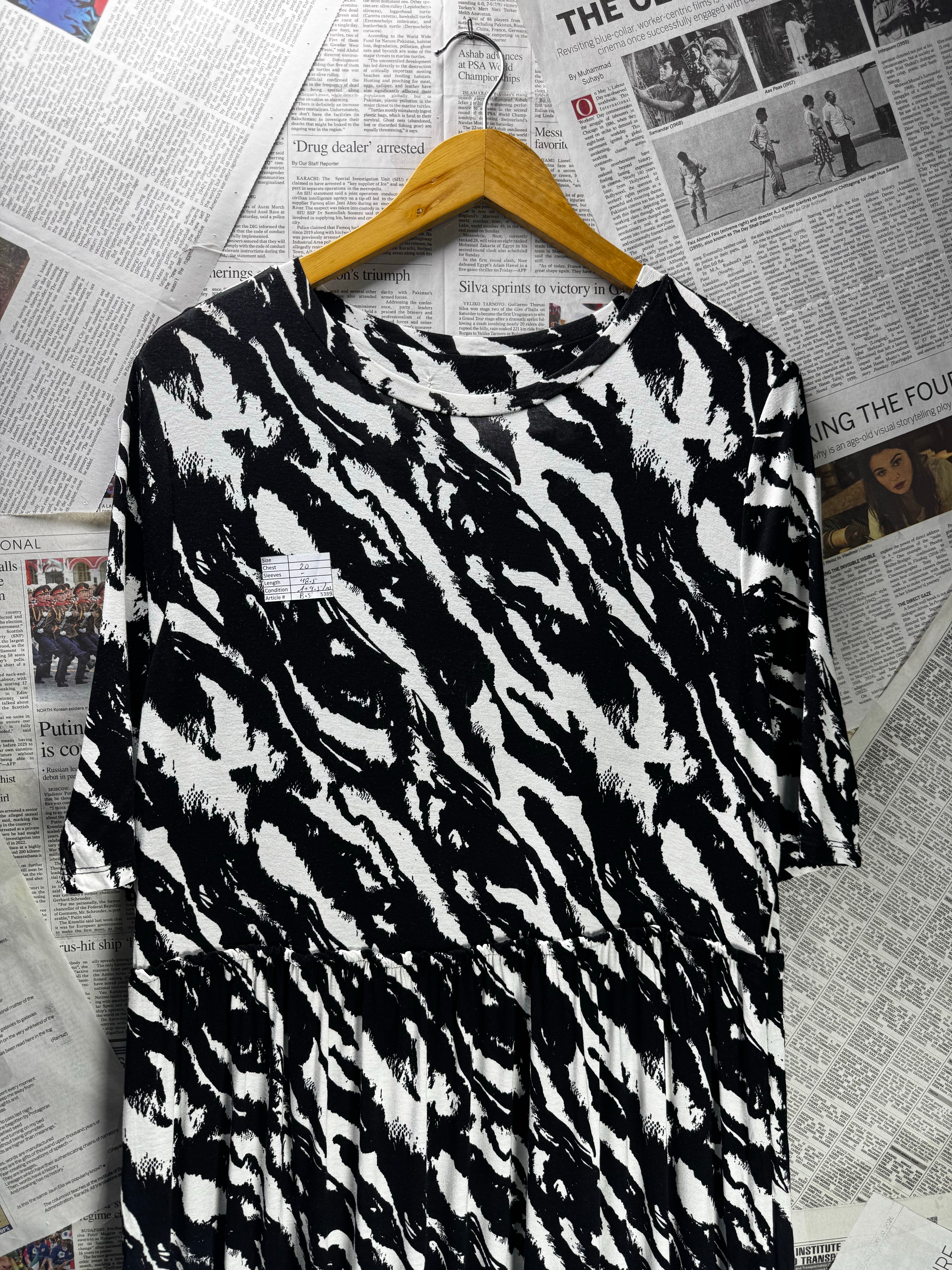 ® Large | Bust: 20" | Abstract | Maxi Dress | B5 - 5389 - Genuine Maal