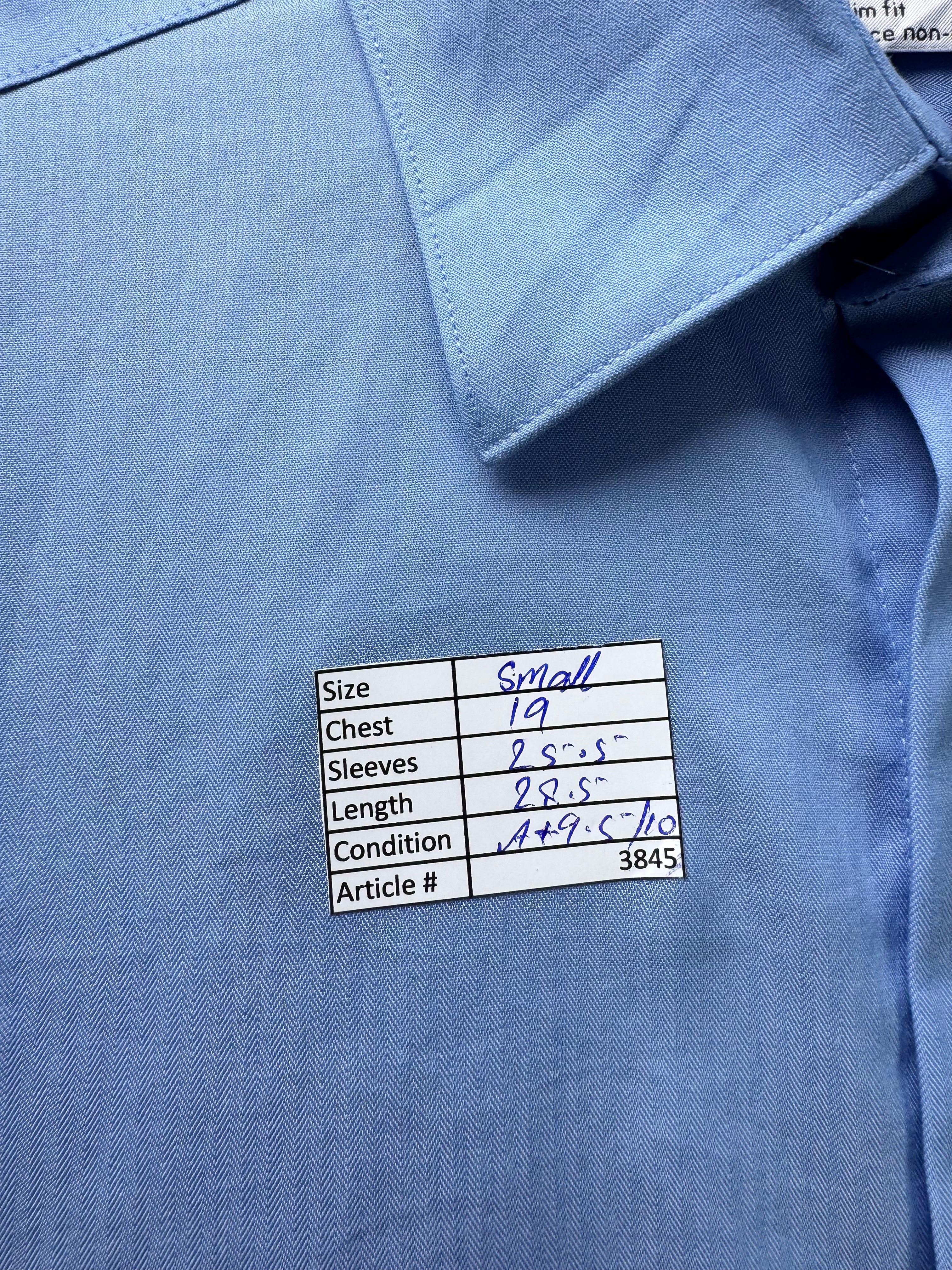 C*lvin Klein® Small | Chest: 19" | Light Blue | Shirt | 3845 - Genuine Maal