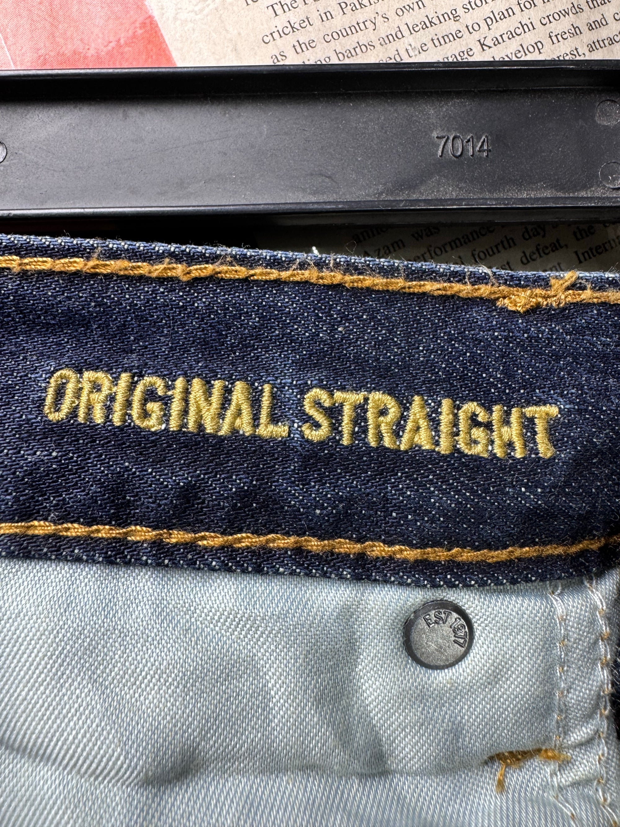 Americ*n Eagle® Waist: 34" to 36" | Blue | Straight Fit Denim Pants | Cotton | 1406 - Genuine Maal