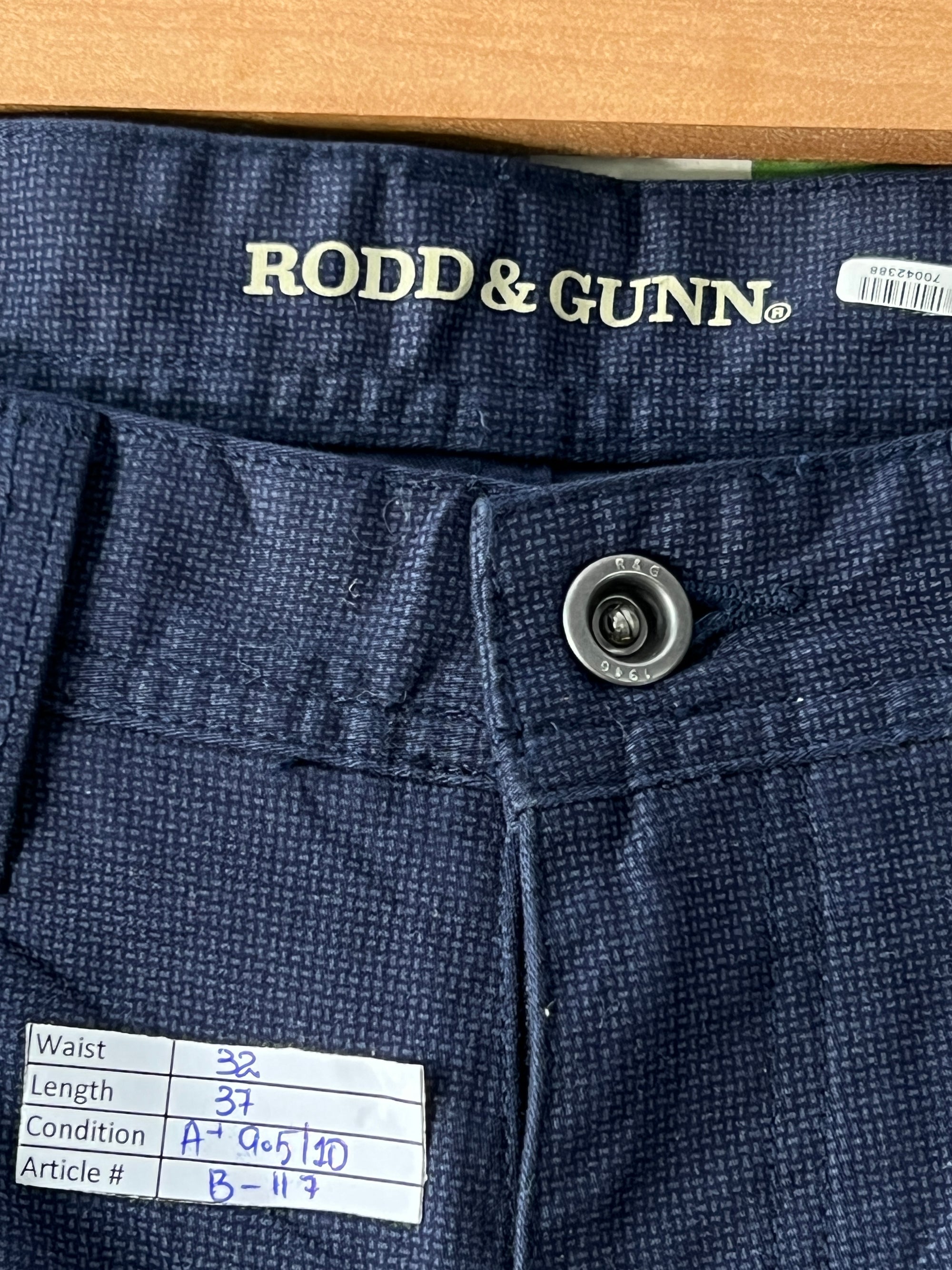RODD & GUNN® Navy | Waist: 32" | B117 - My Store