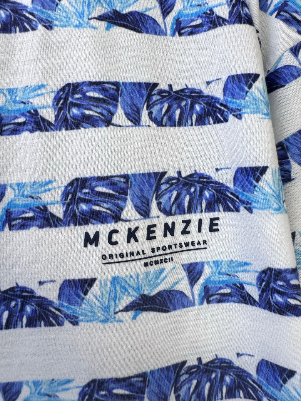 Mckenzie® XL | Chest: 25.5" | Floral | T-Shirt | Poly | 3857 - Genuine Maal