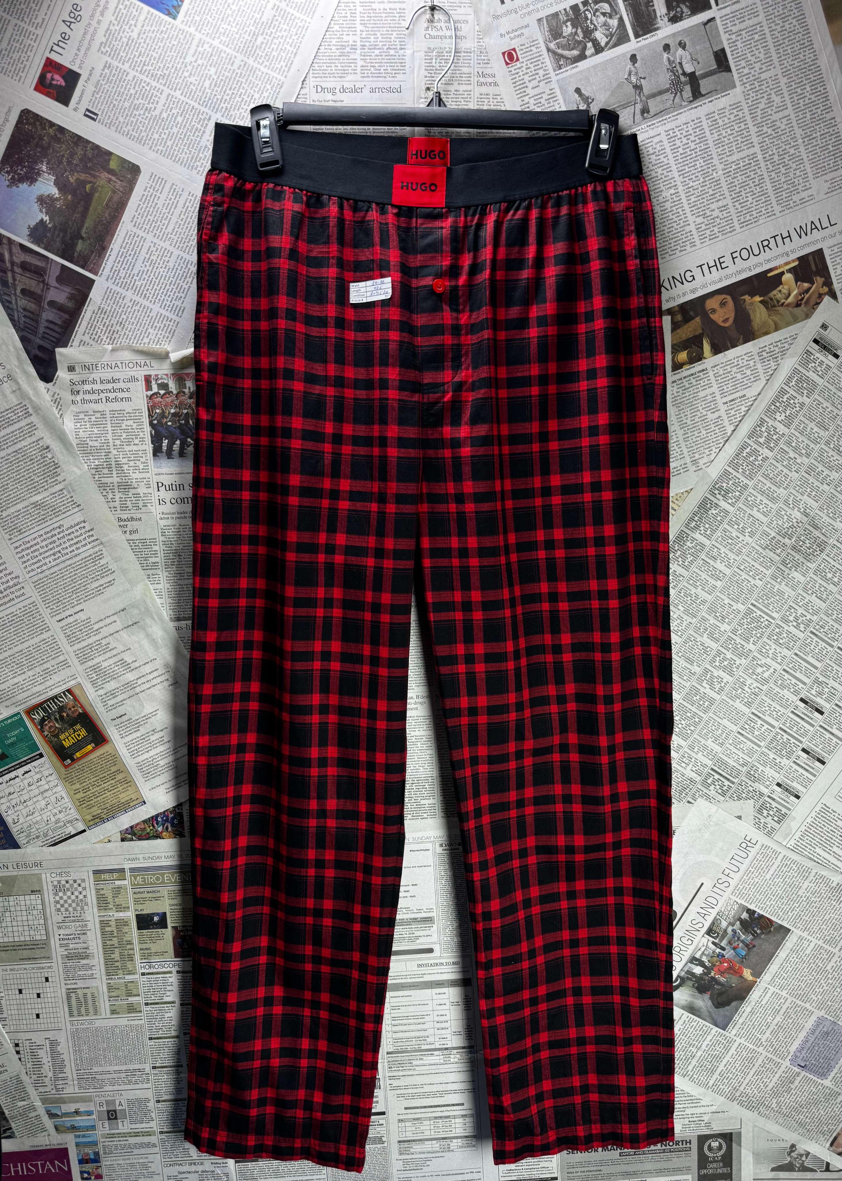 Hugo Boss® Waist: 34" to 36" | Red & Black Check | Trousers | Cotton | 3128 - Genuine Maal