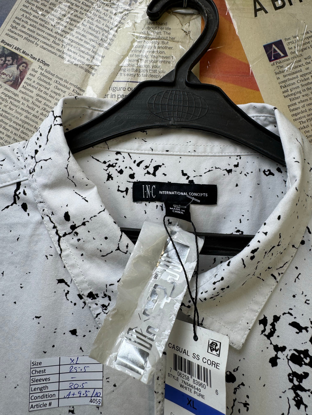 INC® XL | Chest: 25.5" | White with Art Print | Camp Shirt | Cotton | 4055 - Genuine Maal