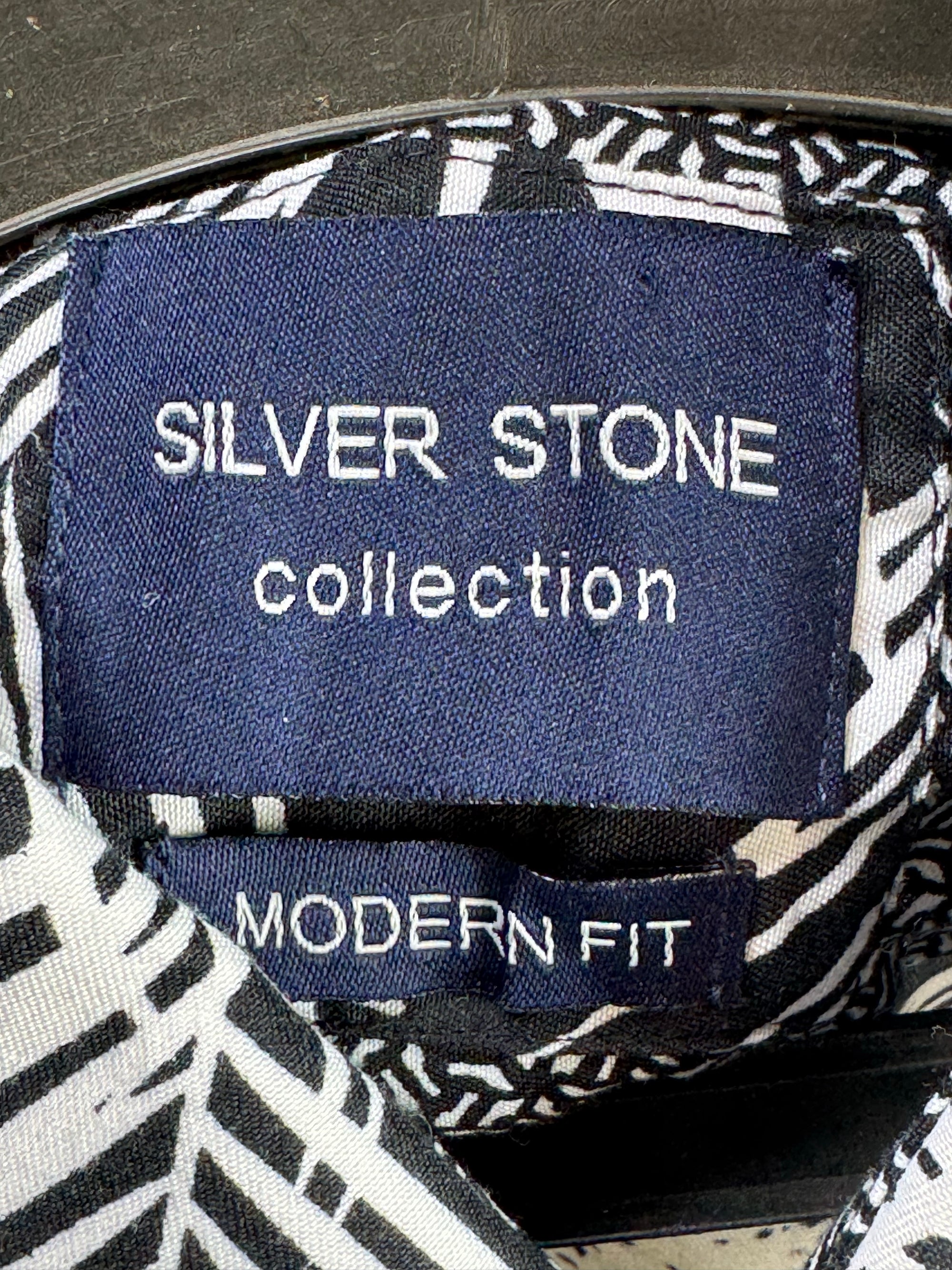 Silver Stone® Medium | Chest: 21.5" | White with Floral Print | Camp Shirt | Cotton - Poly | 4056 - Genuine Maal
