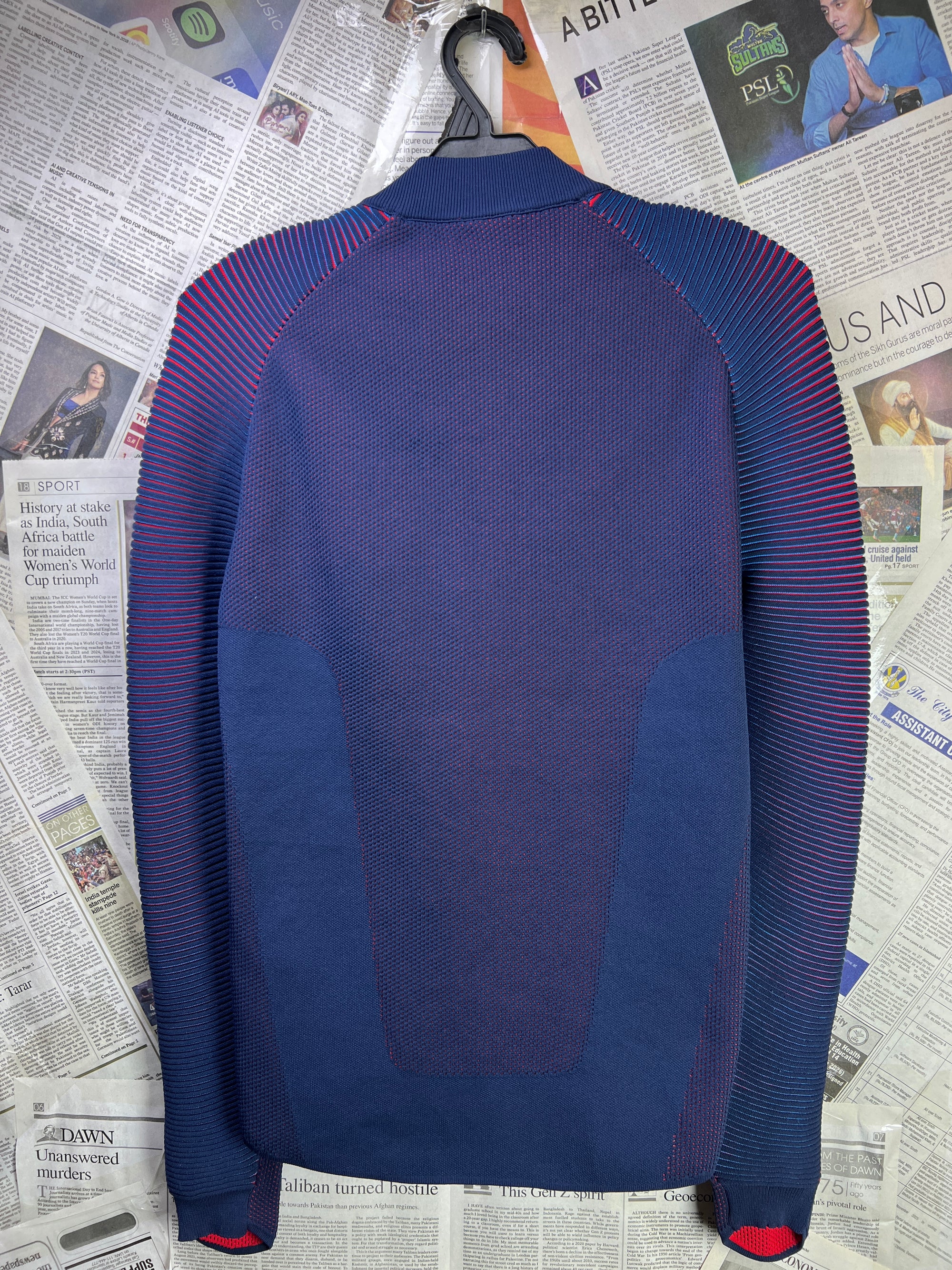 N*ke® XS | Chest: 17" | Blue | Track Suit | Nylon | 2271 - Genuine Maal