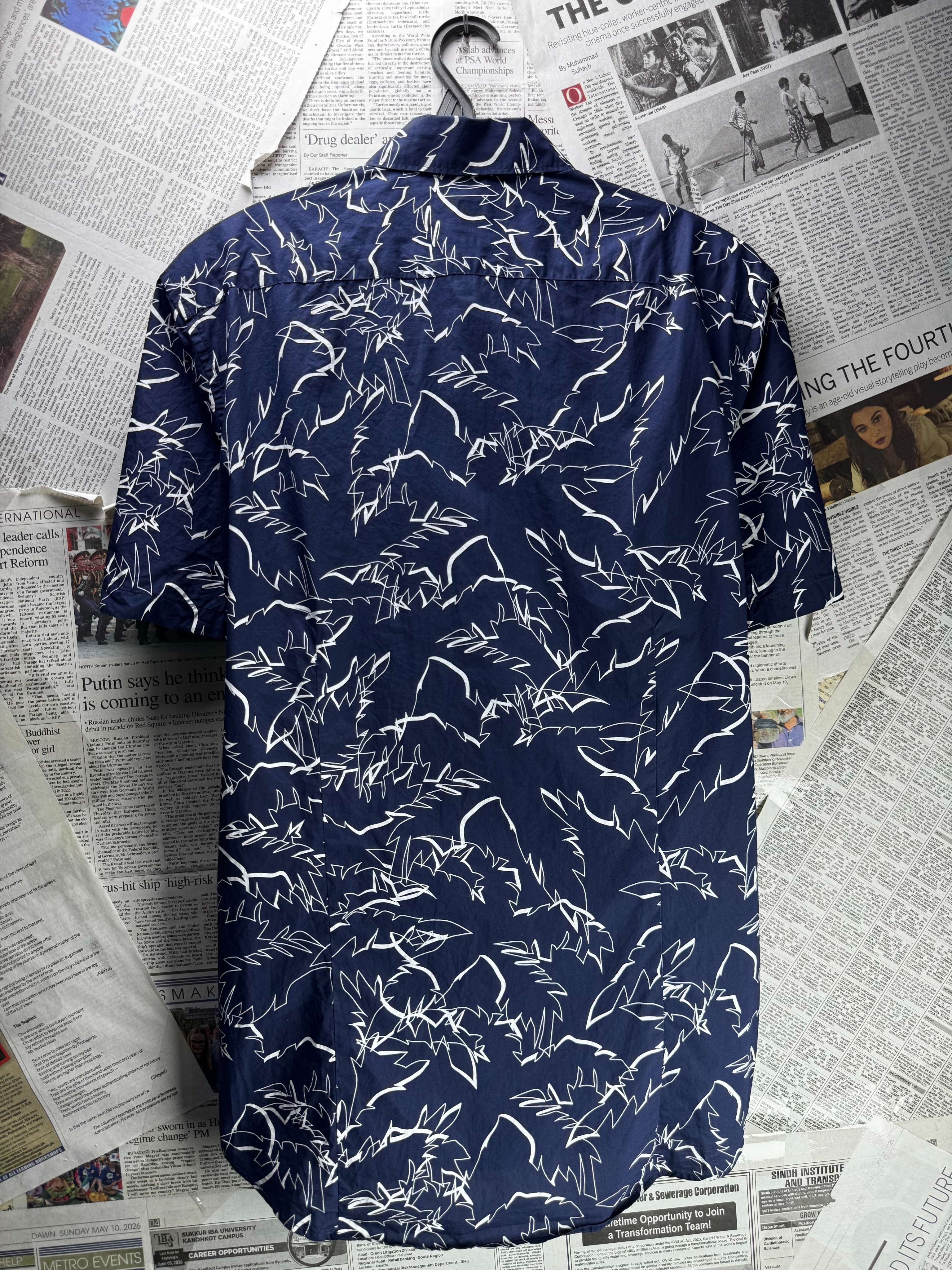 Michael Kors® Medium | Chest: 21.5" | Blue Tropical | Slim Fit Camp Shirts | Cotton | 5409 - Genuine Maal