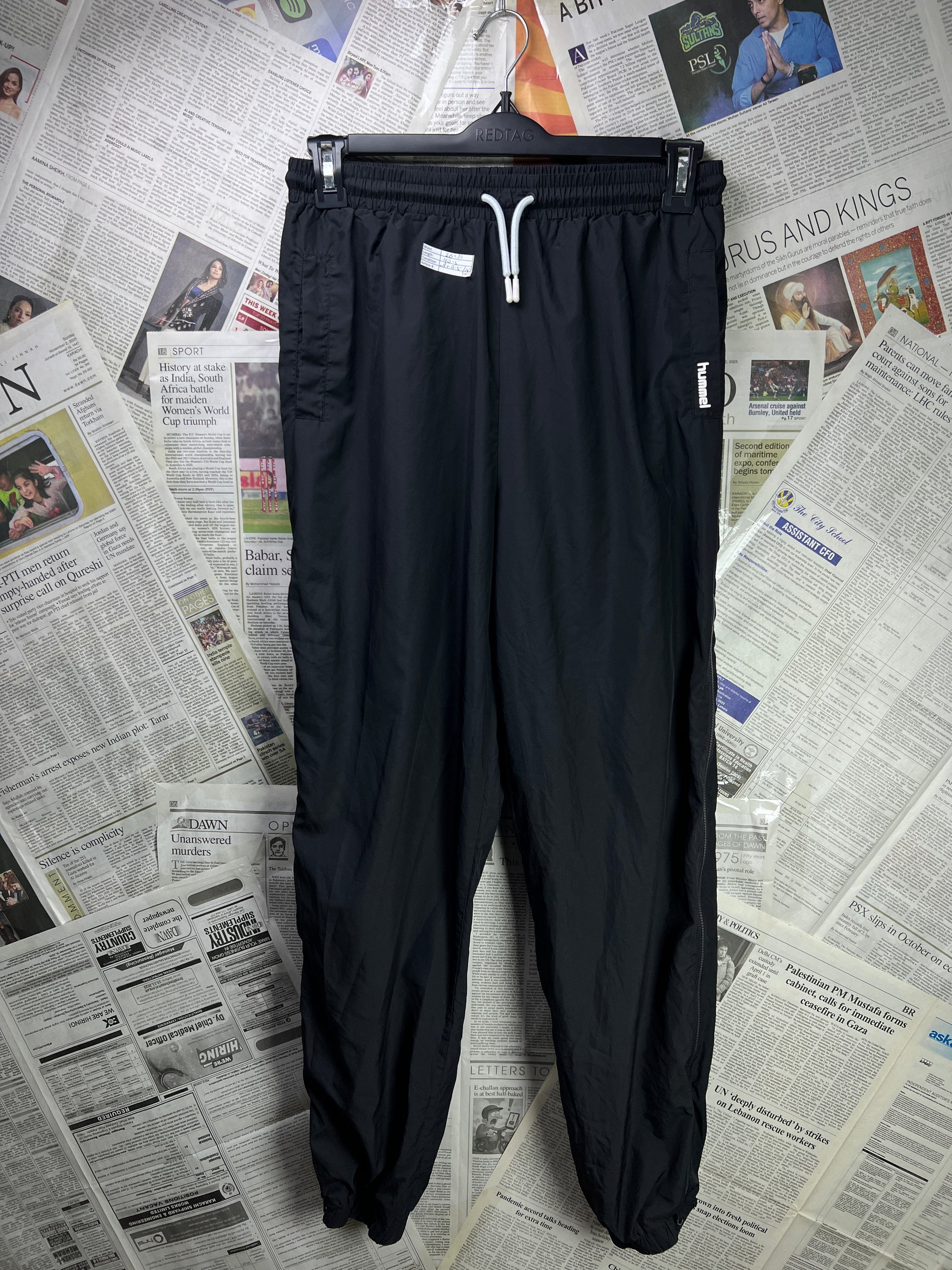 Hummel® Waist: 26" to 28" | Black | Trouser | Polyester | 2350 - Genuine Maal