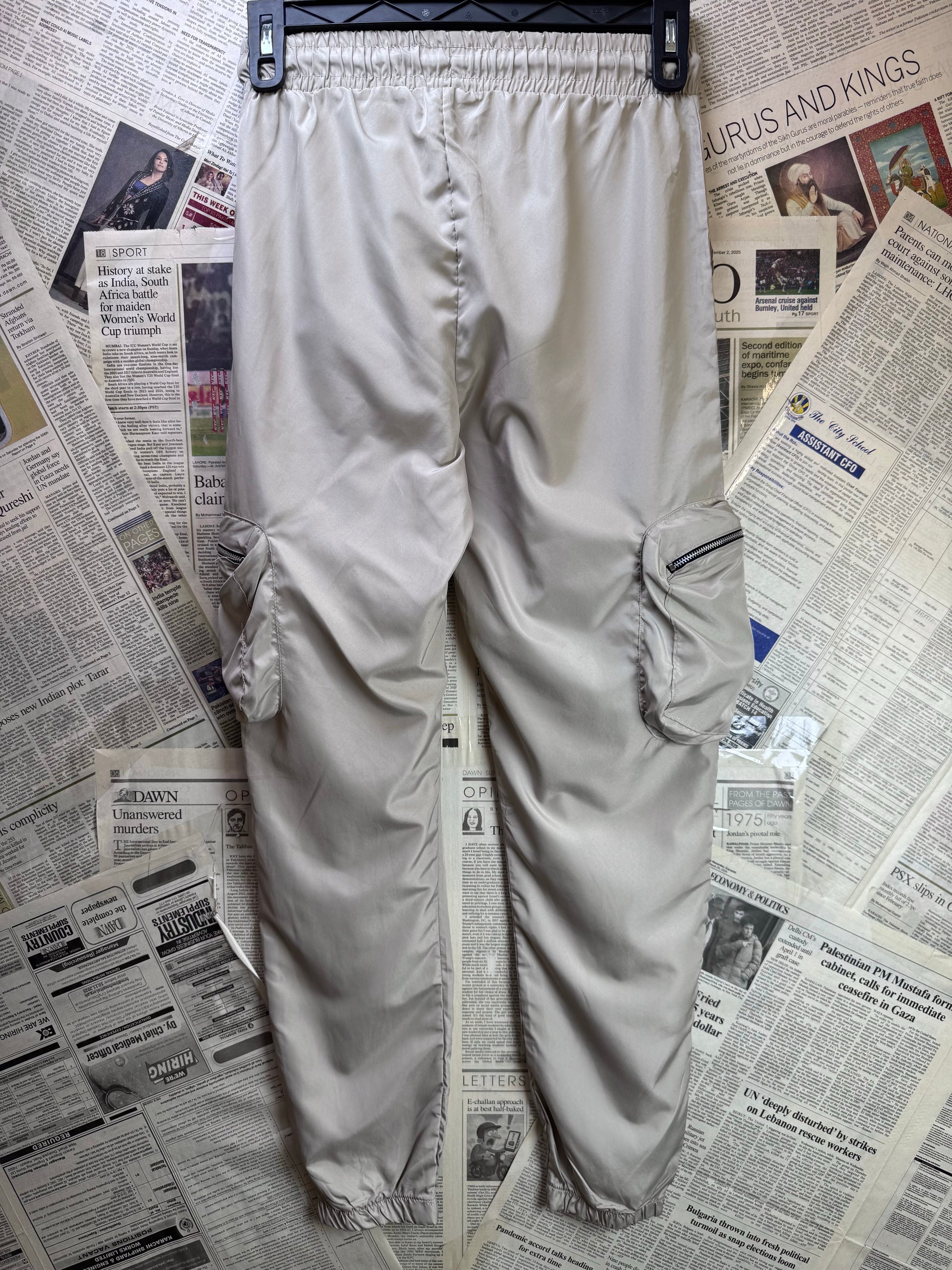 MAN® Waist: 26" to 28" | Beige | Sports Cargo Trousers | Poly | 1483 - Genuine Maal