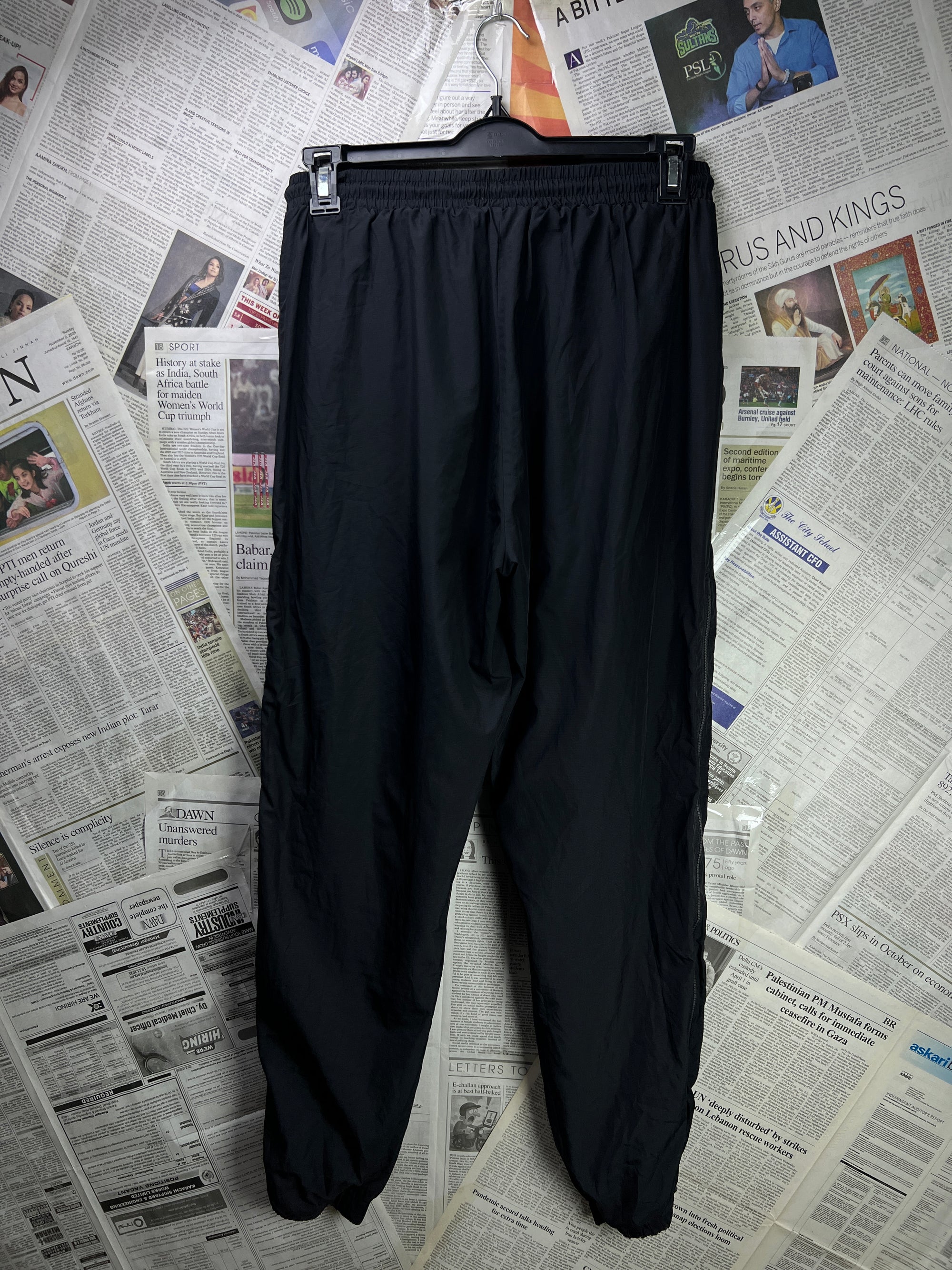 Hummel® Waist: 26" to 28" | Black | Trouser | Polyester | 2350 - Genuine Maal