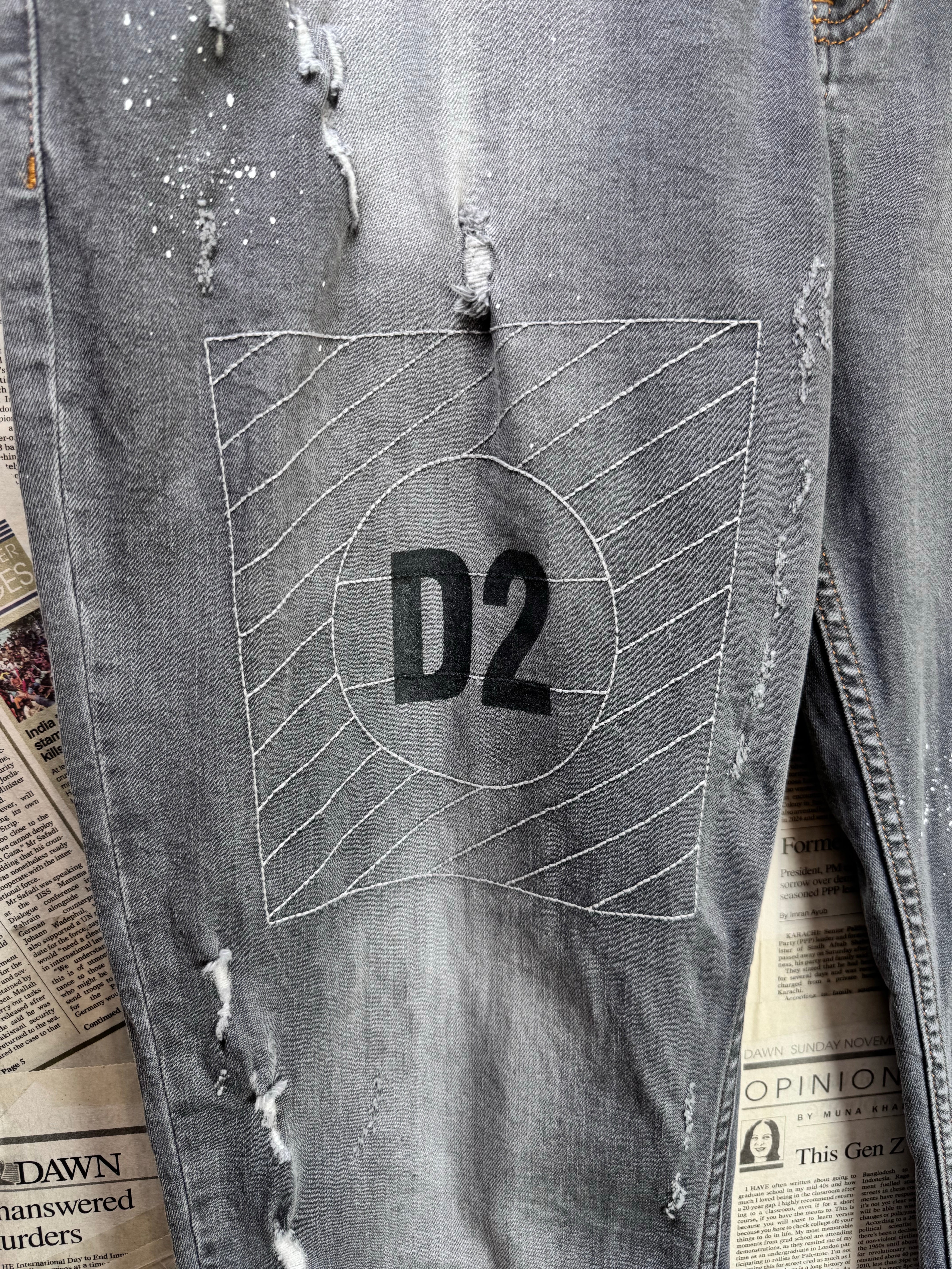DSQUARED2® Waist: 40" | Stone Grey | Biker Distressed Denim Pants | Cotton - Elastane | 1481 - Genuine Maal