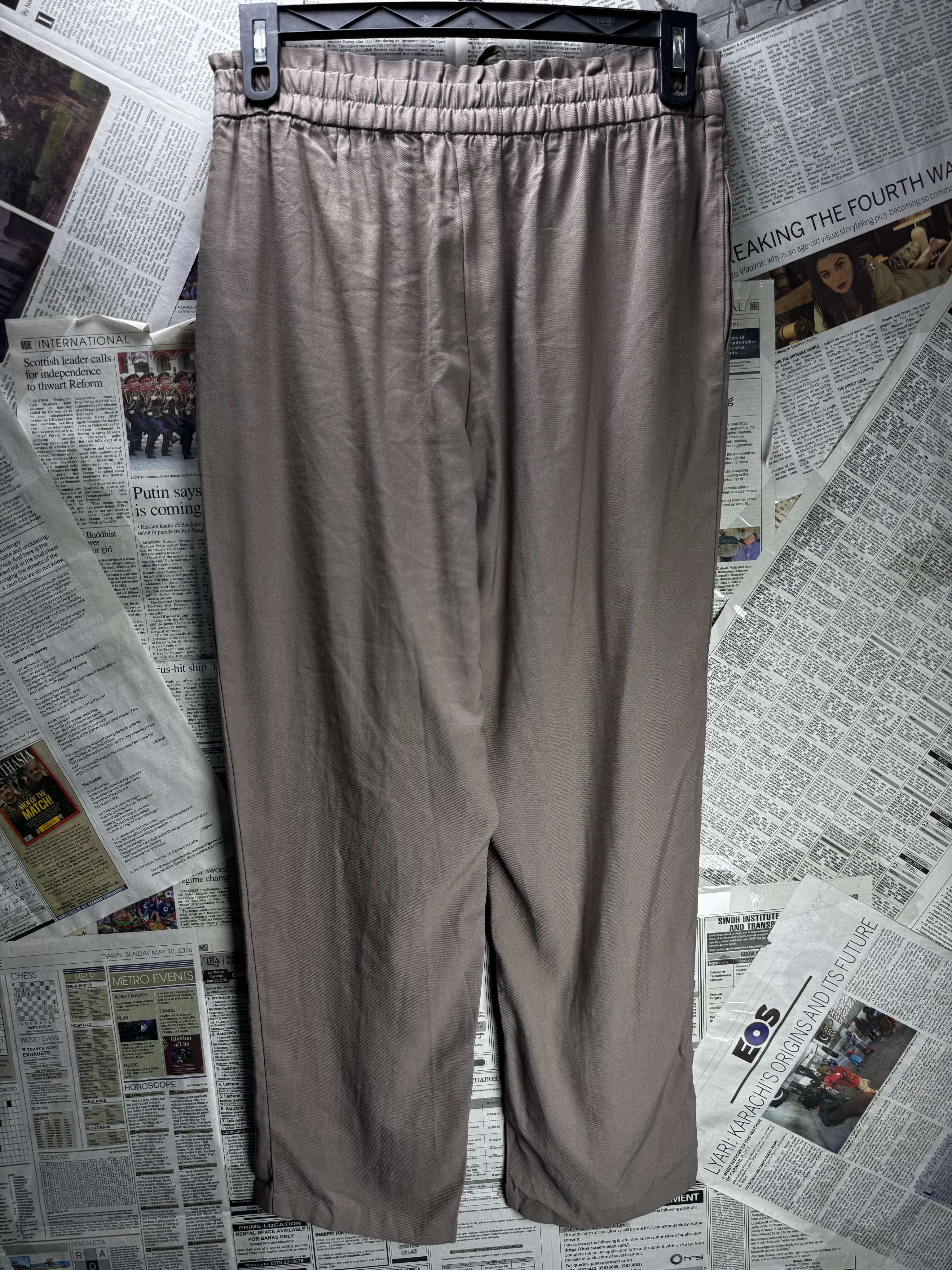 Primark® Waist: 30" to 32" | Solid Taupe | Trousers | B7 - 3063 - Genuine Maal