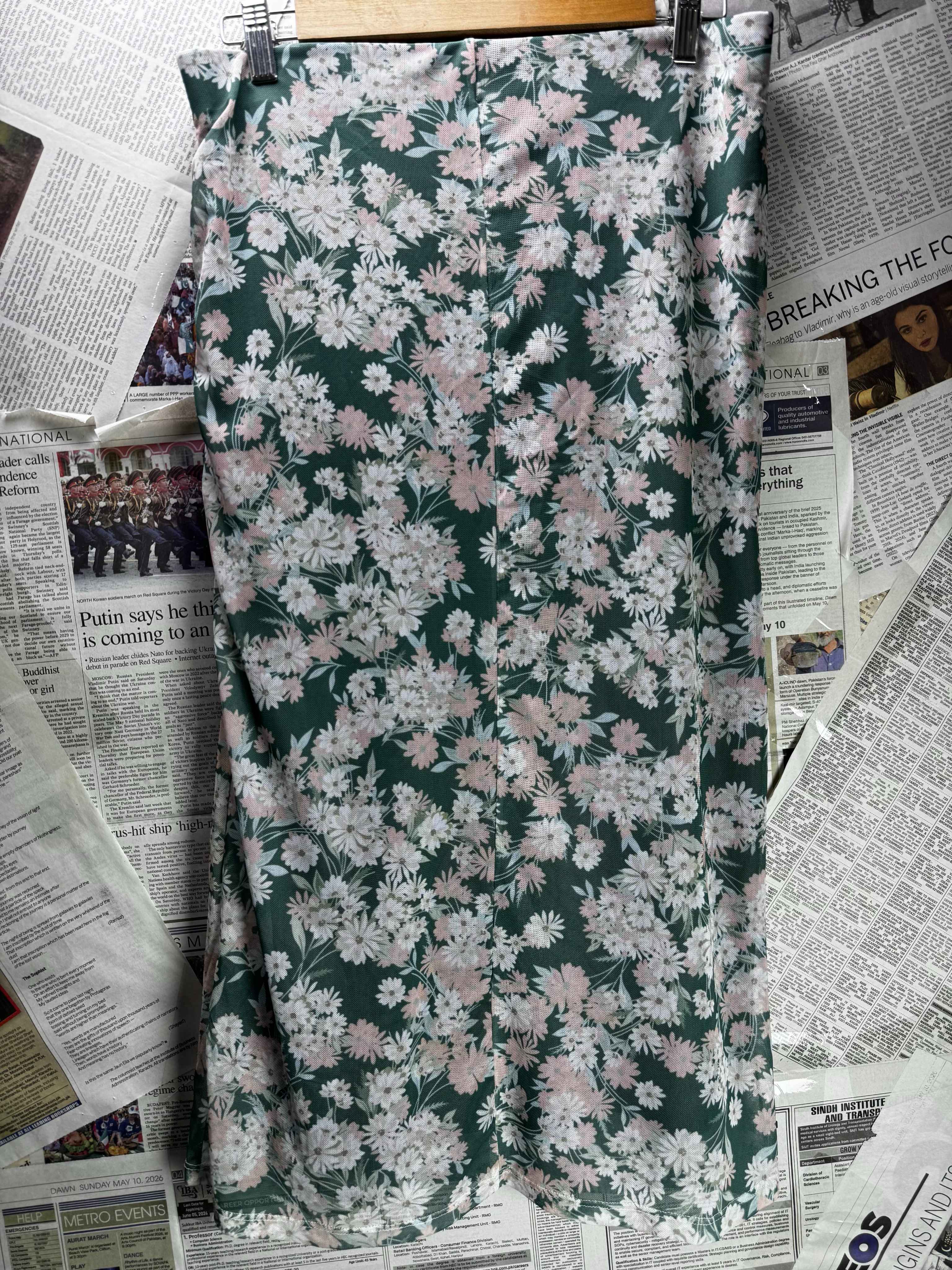 Oasis® Waist: 32" | Floral Deep Forest Green | Midi Skirt | B7 - 3061 - Genuine Maal