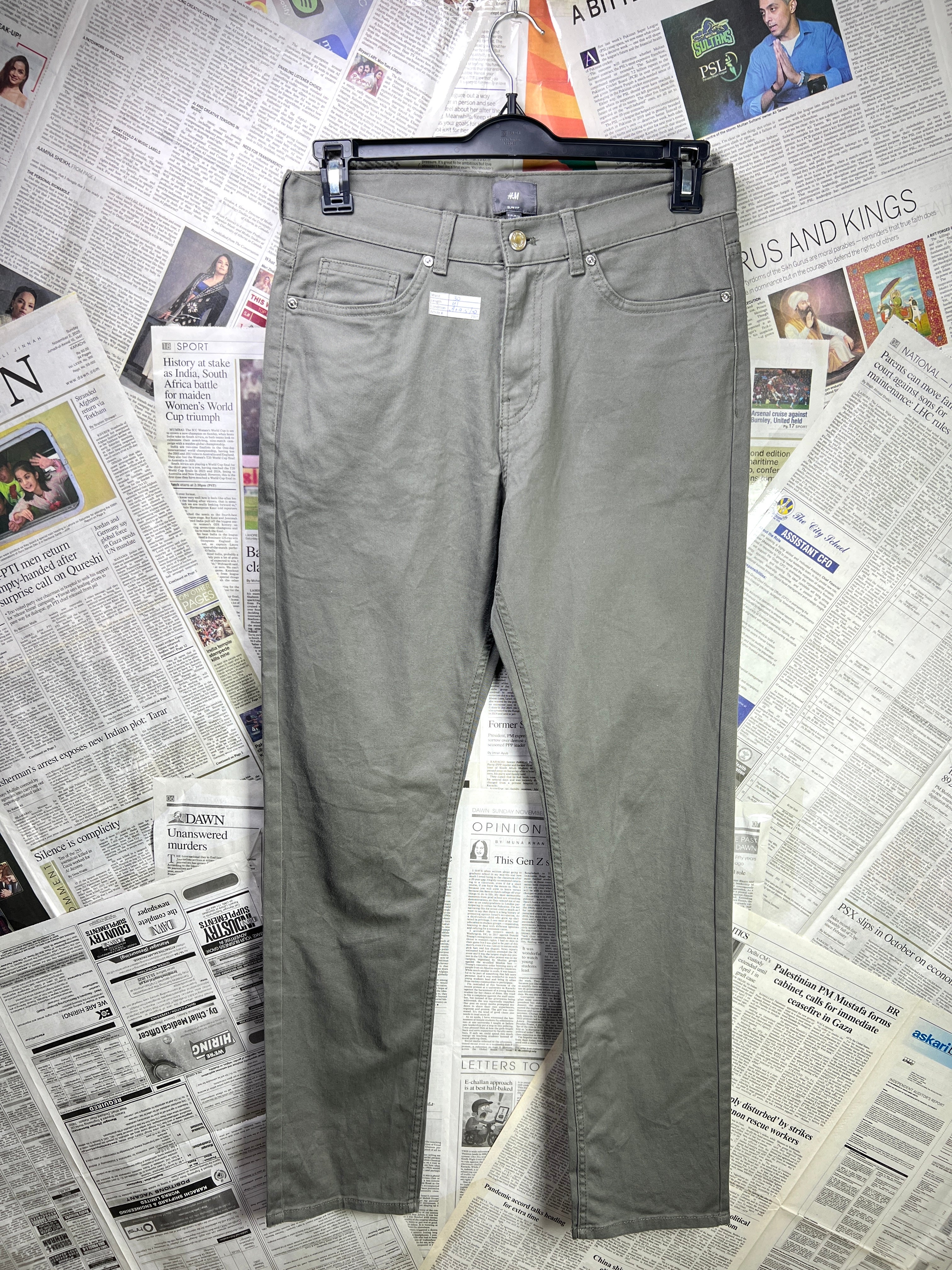 H&M® Waist: 30" | Moss | Chino Pant | Cotton - Elastane | 2319 - Genuine Maal