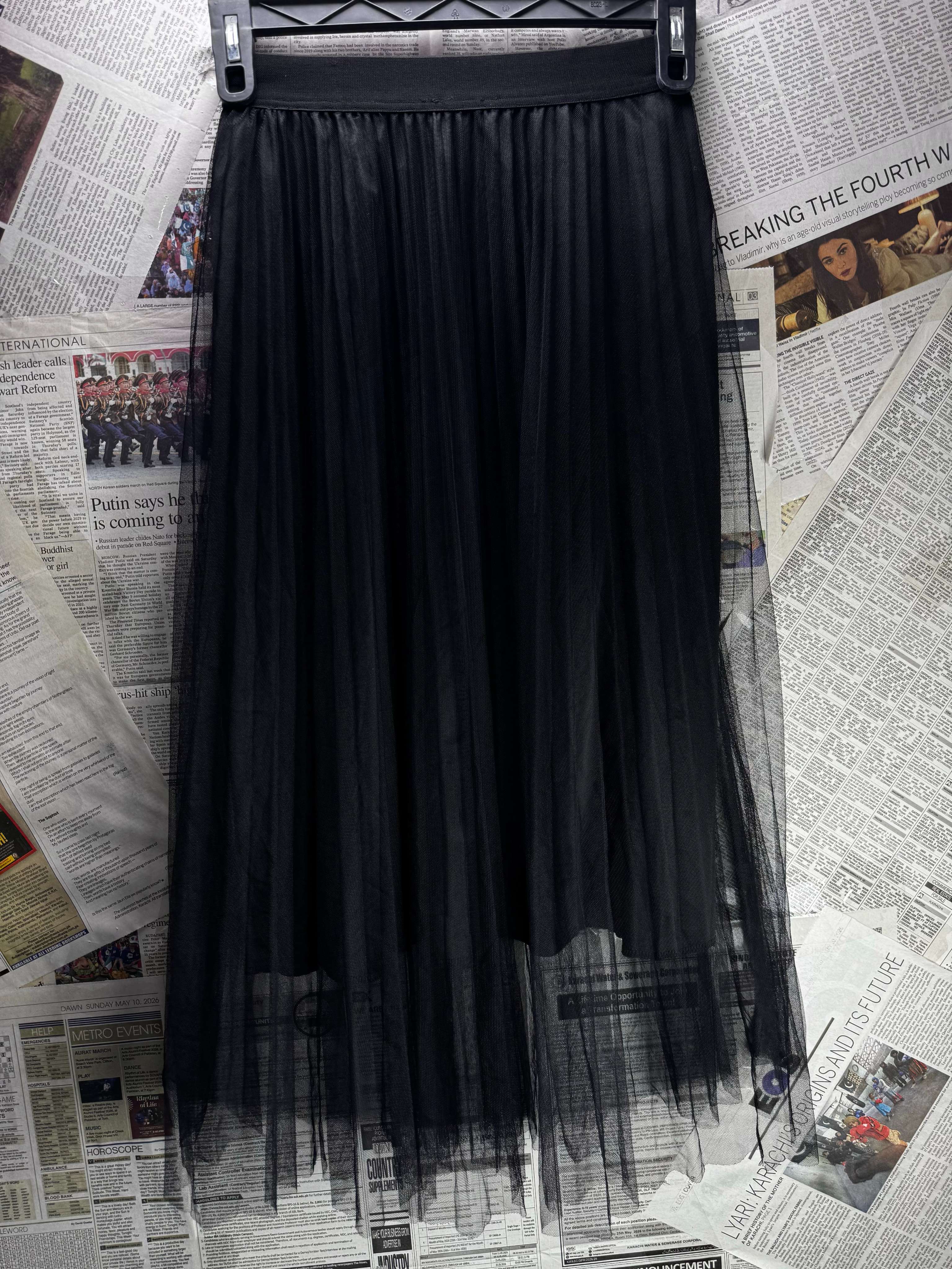 New Look® Waist: 24" | Pleated Tulle Black | Midi Skirt | B7 - 3059 - Genuine Maal