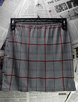 Boohoo® Waist: 26" to 28" | Houndstooth Plaid | Mini Skirt | B7 - 3171 - Genuine Maal