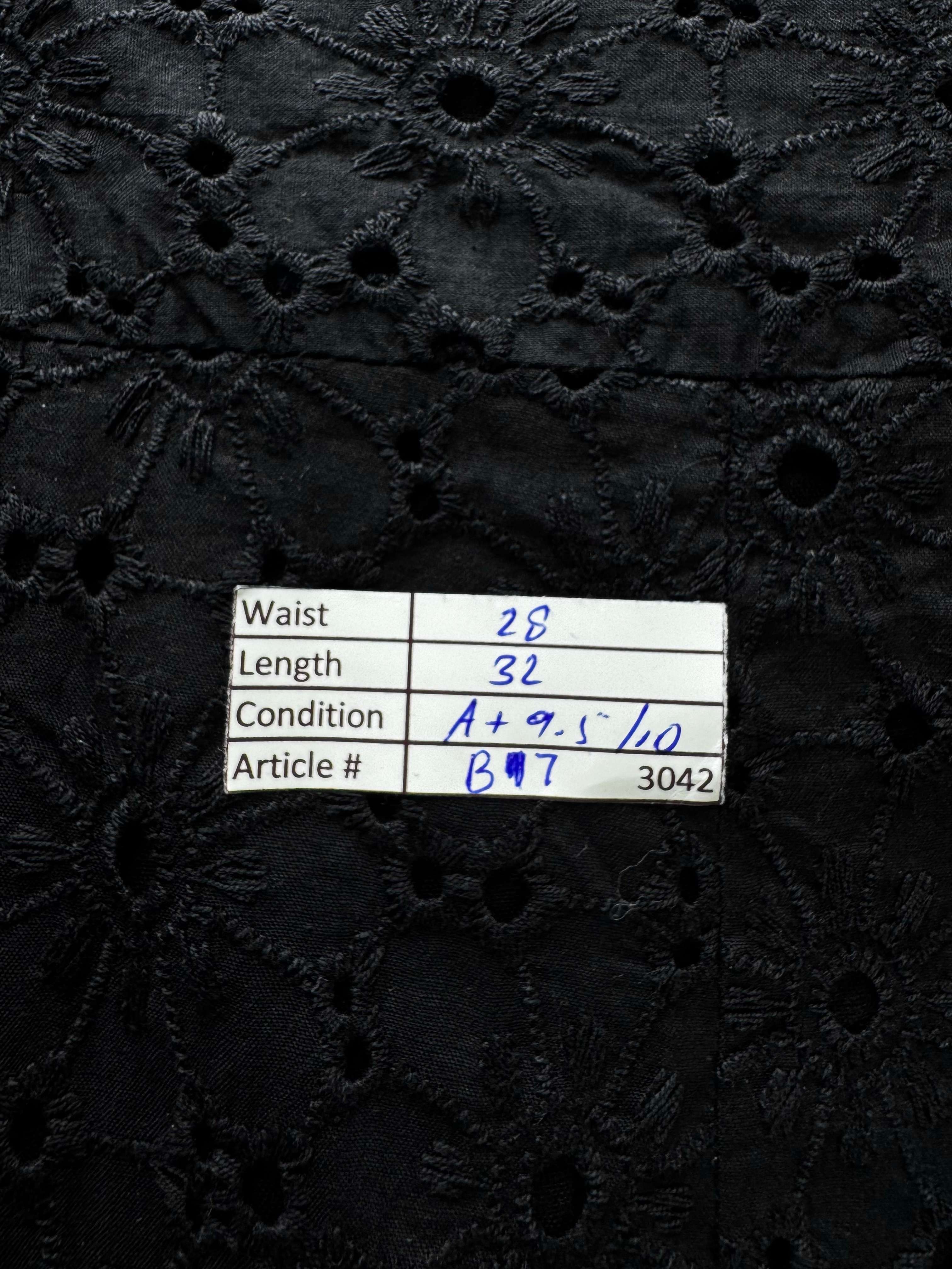 Wallis® Waist: 28" | Broderie Anglaise Black | Midi Skirt | B7 - 3042 - Genuine Maal